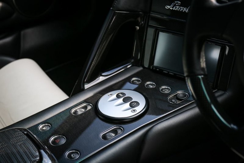 Лимитированный спорткар Lamborghini Murcielago LP640-4 от Versace
