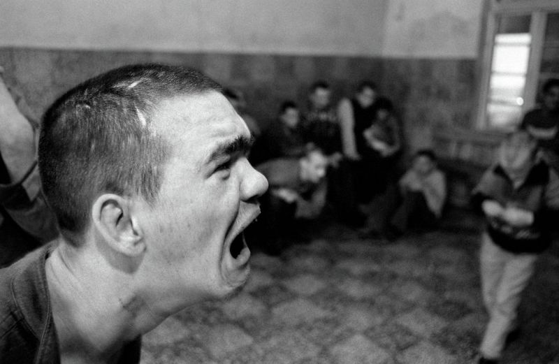 Сумасшедшие дома в Сербии повергли фотографа в шок