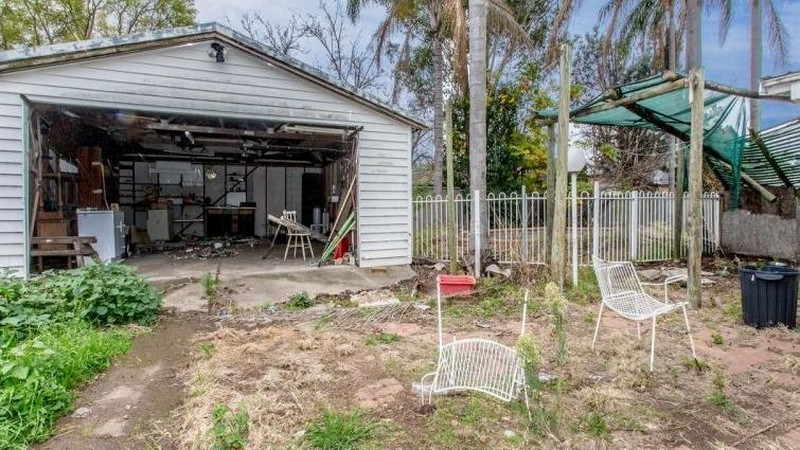Пара преобразила полуразрушенный дом в Сиднее