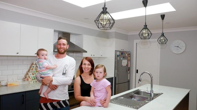 Пара преобразила полуразрушенный дом в Сиднее