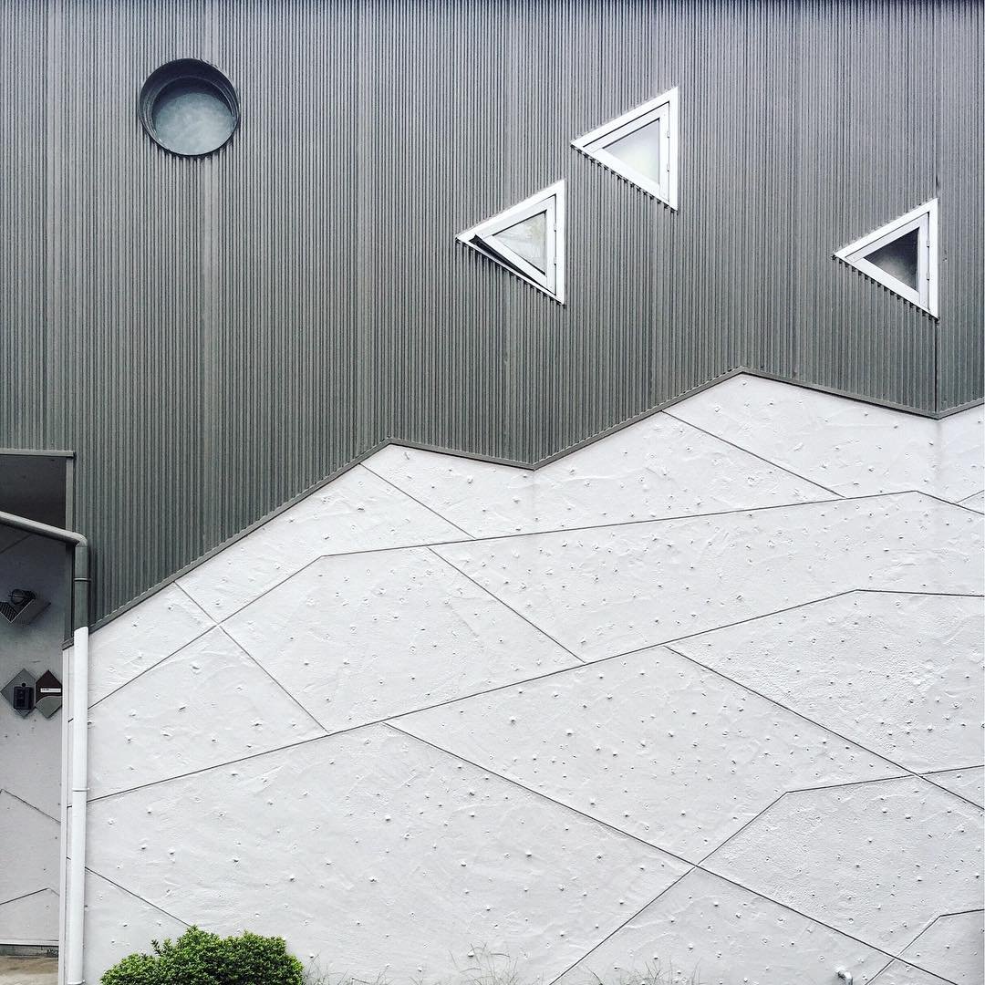 Instagram-аккаунт, посвящённый красоте японских стен