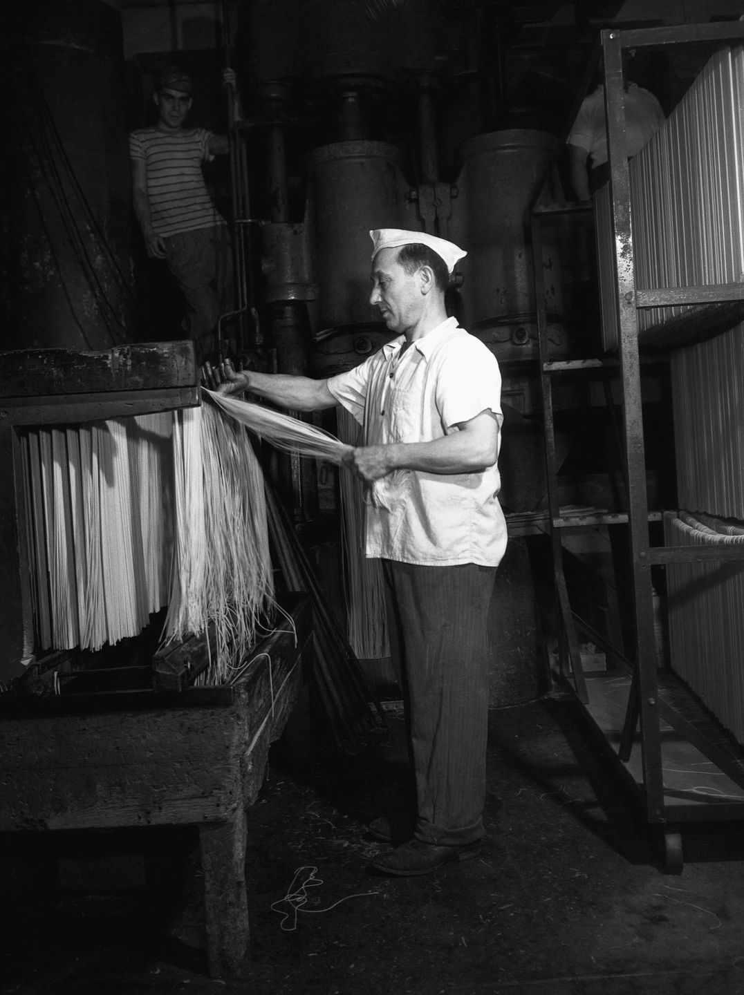 Производство пасты в начале XX века