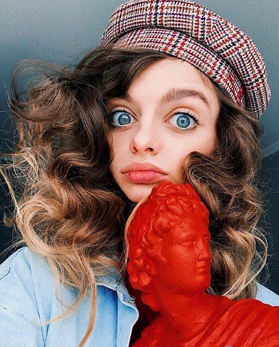 Блогерши из Instagram, которые хотят стать похожими на живых кукол