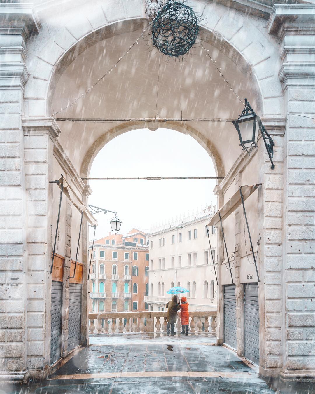 Городские пейзажи Венеции на снимках Марко Гаджио