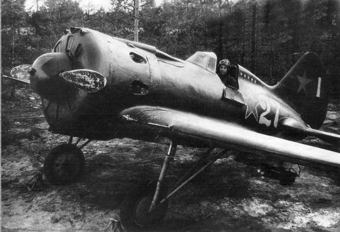 Как летчики из СССР научили японцев тактике камикадзе