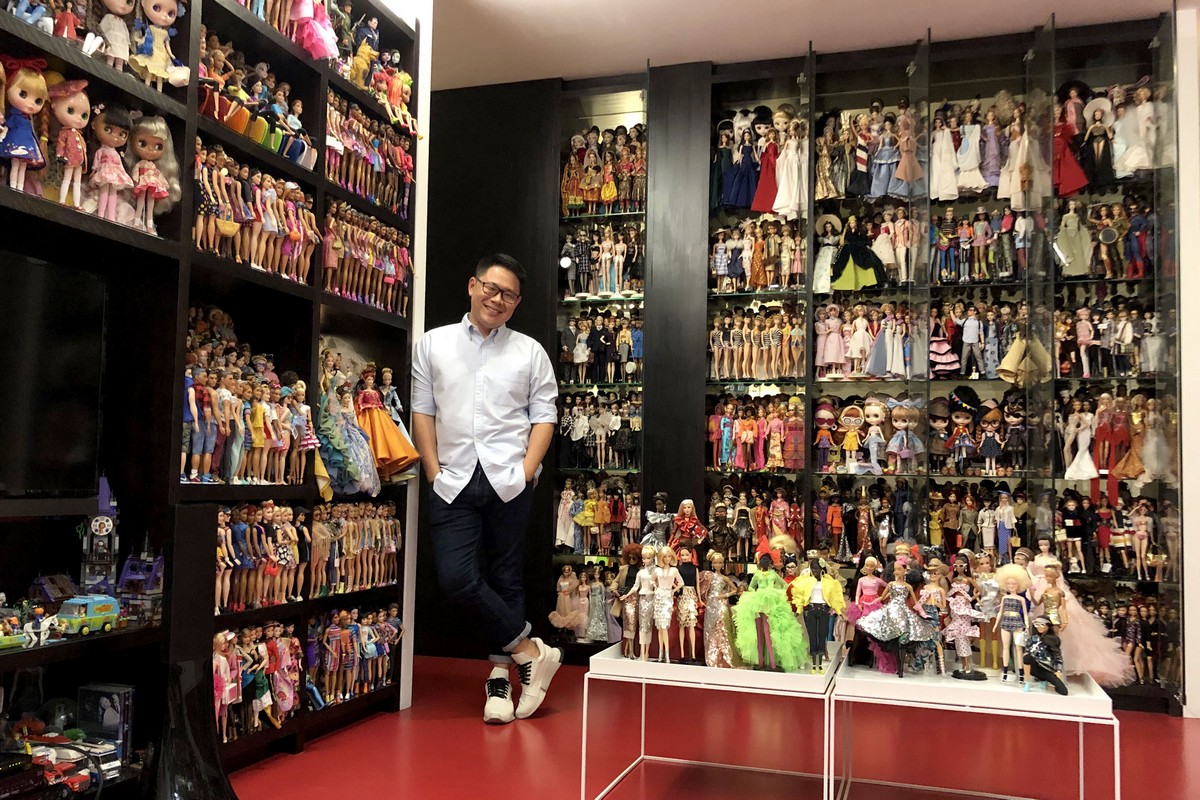 Сингапурец собрал коллекцию из 12 000 Барби