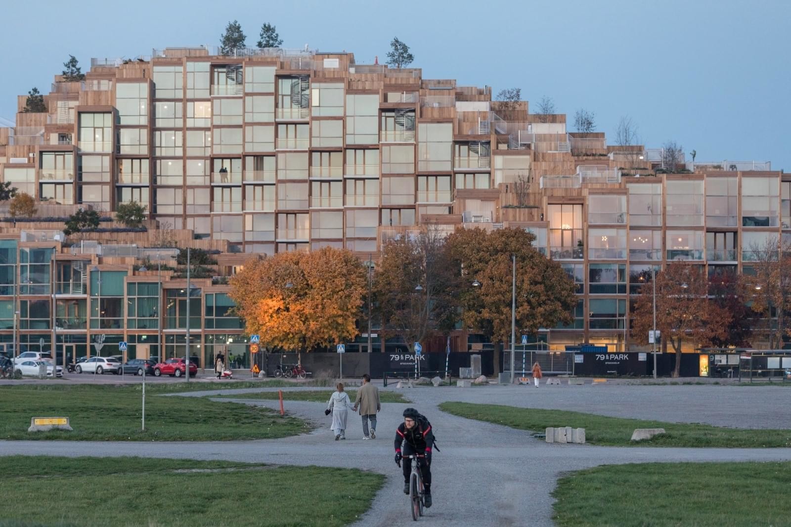 Необычный каскадный жилой комплекс в Стокгольме