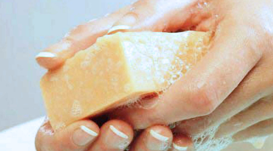 Польза хозяйственного мыла в быту