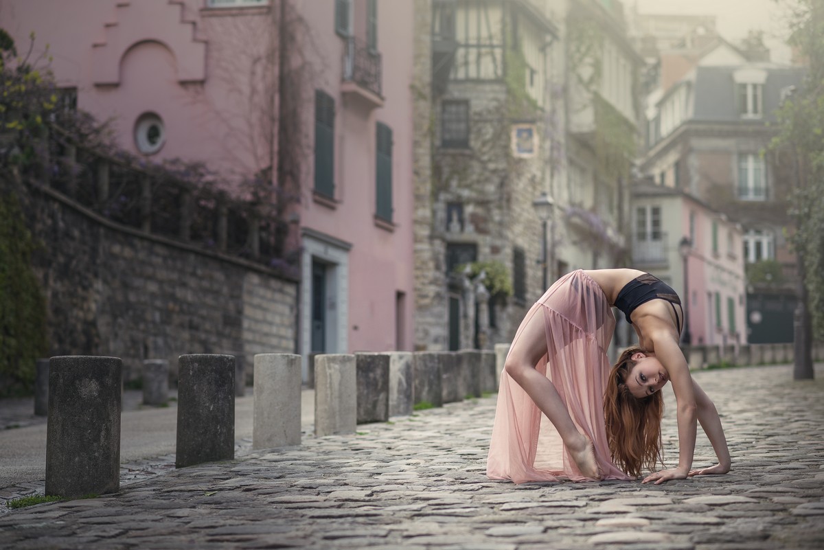 Портреты танцоров и гимнасток на улицах от Димитрия Роулланда