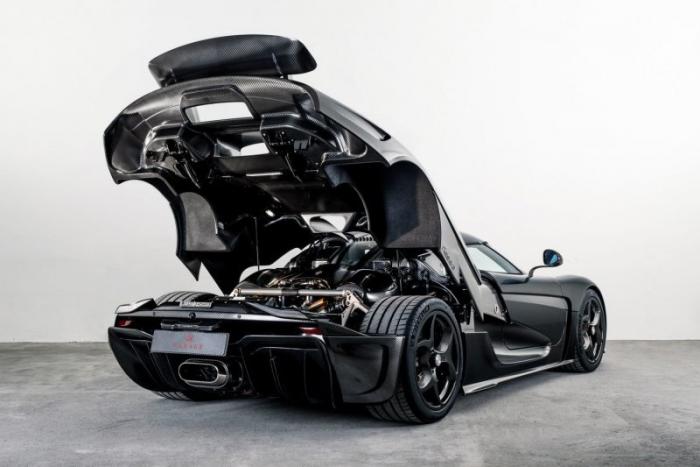 Koenigsegg Naked Carbon: гиперкар с кузовом из углеродного волокна