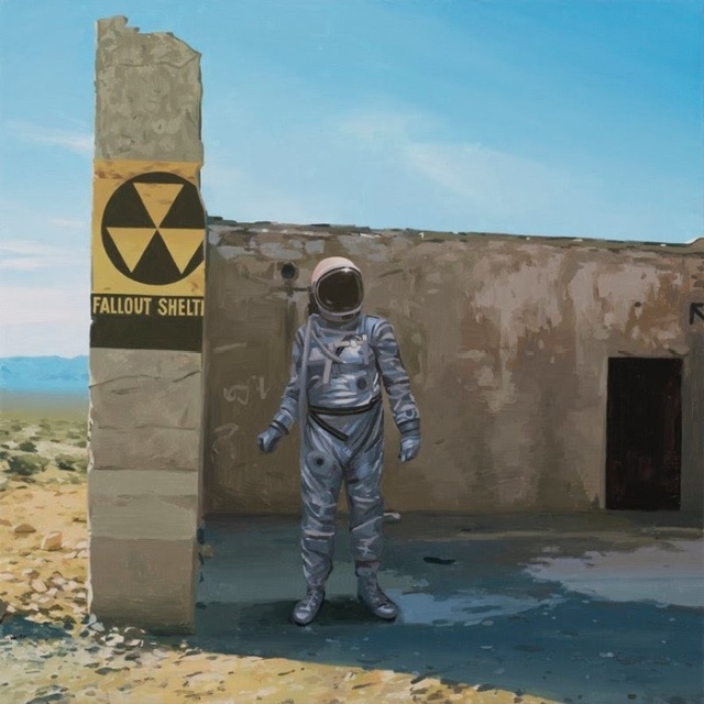 Одинокий астронавт в серии работ художника Скотта Листфилда