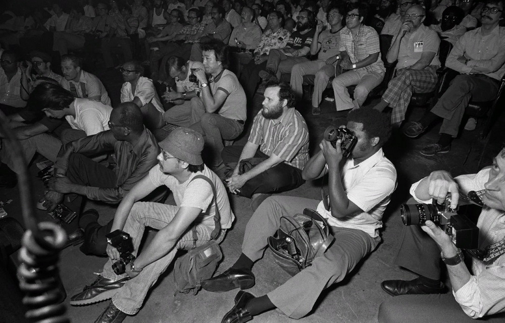Стриптиз-клубы Чикаго 70-х годов на фото Майкла Абрамсона