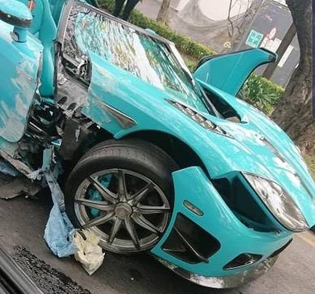 В Мексике разбили уникальный суперкар Koenigsegg CCXR