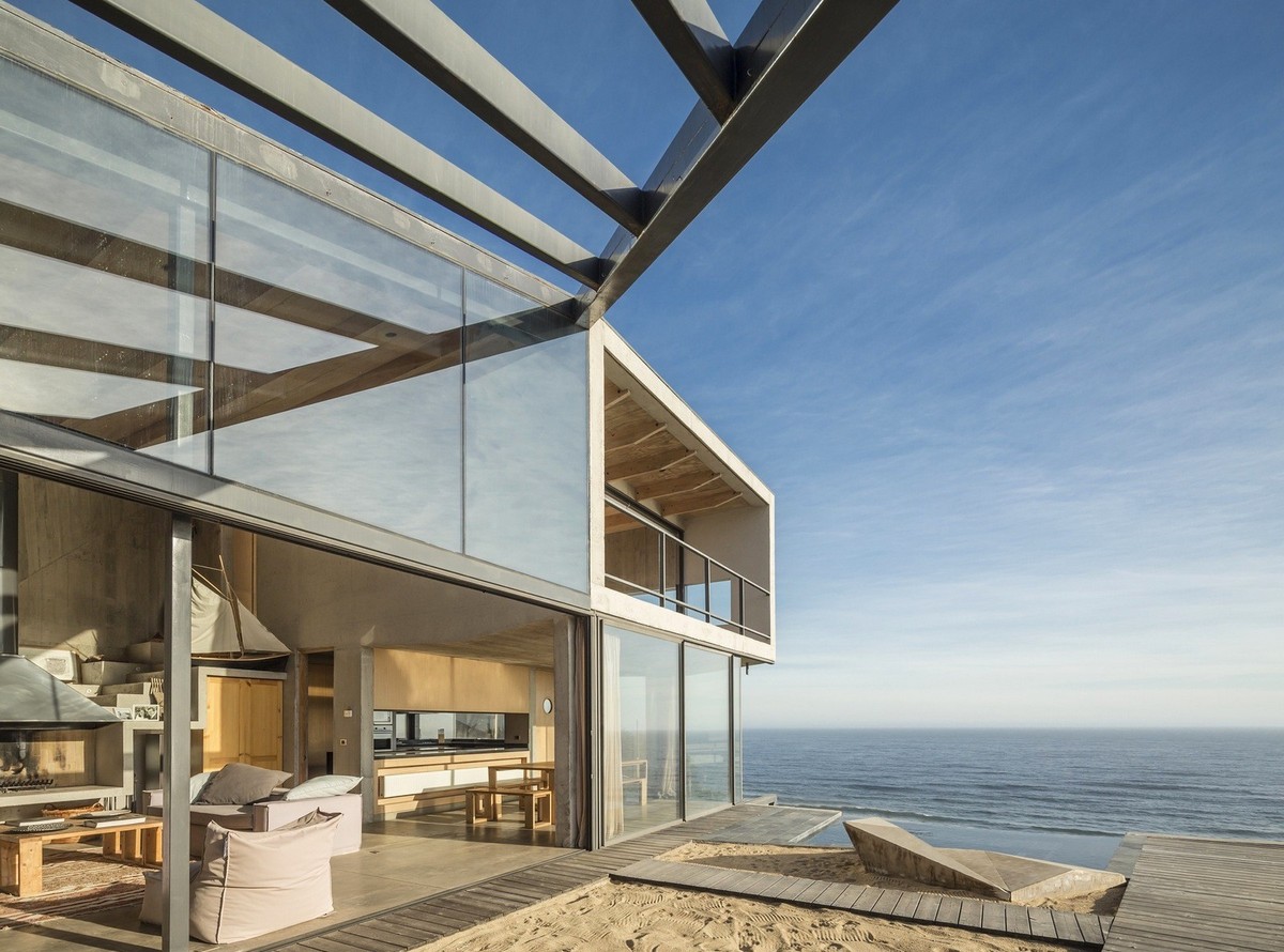 Резиденция на берегу океана в Чили