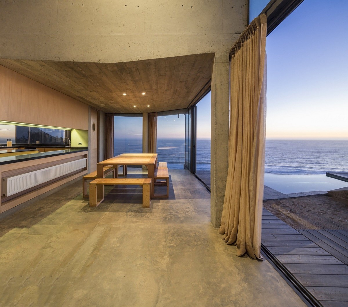 Резиденция на берегу океана в Чили