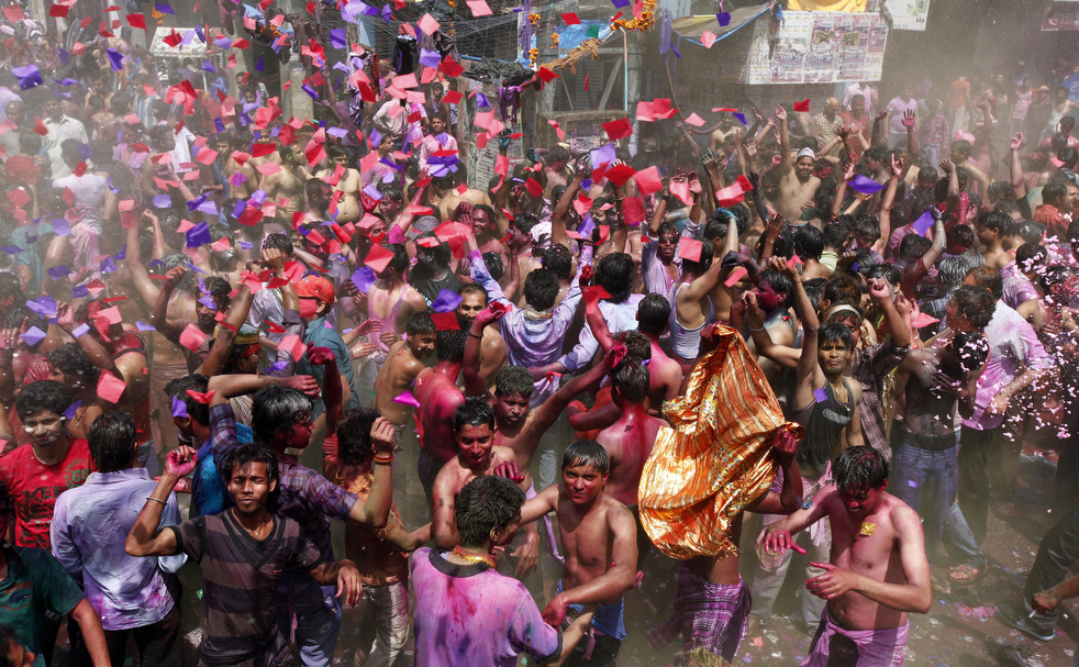 Холи - праздник весны в индуистской традиции