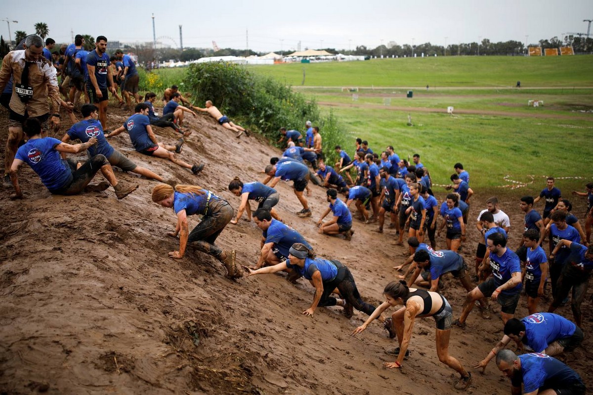 Ежегодная гонка по грязи Run Mud в Тель-Авиве