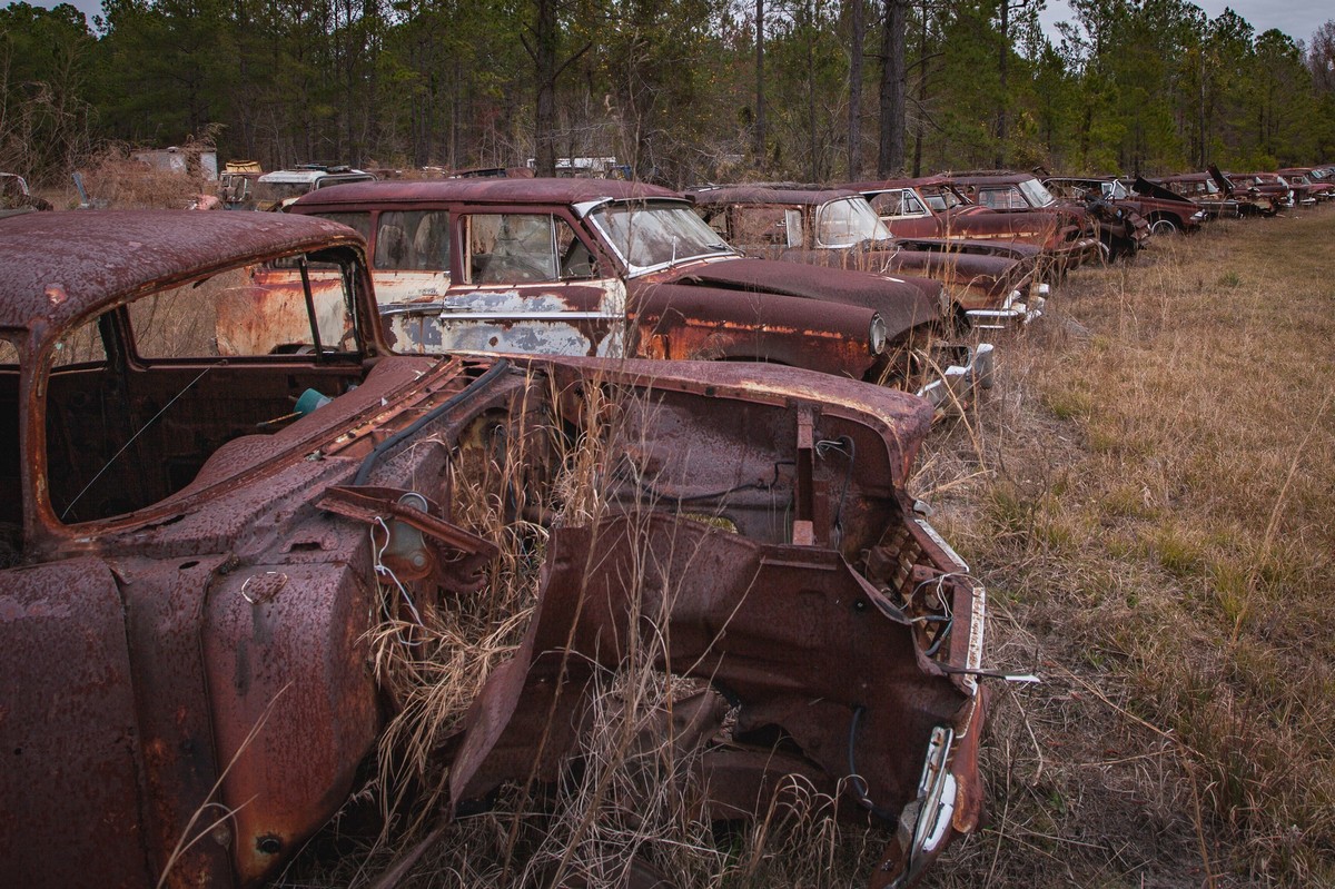 Кладбище старых автомобилей