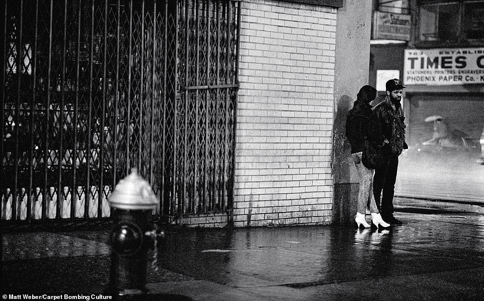 Нью-Йорк 1980-х на снимках таксиста, ставшего фотографом