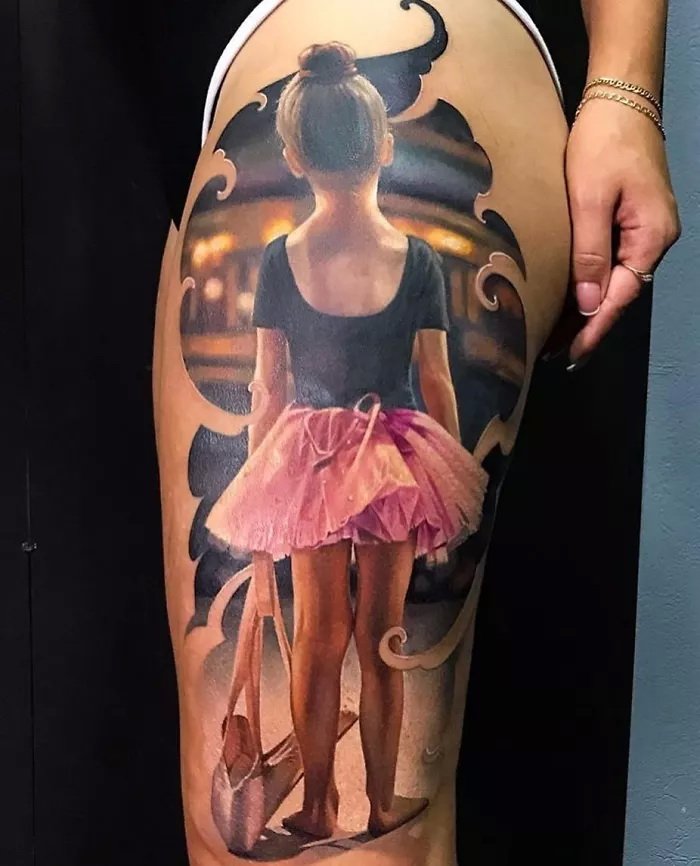 Креативные татуировки на ногах