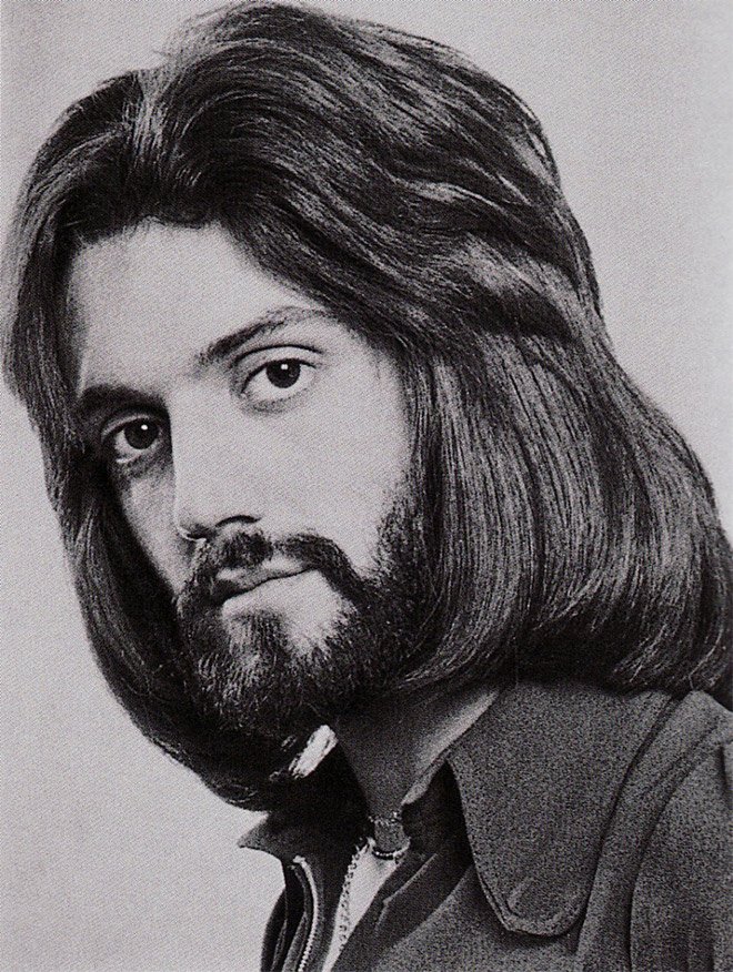 Романтический период мужских причёсок в 1970-е годы