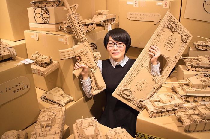 Японка создаёт невероятные 3D-скульптуры из картонных коробок