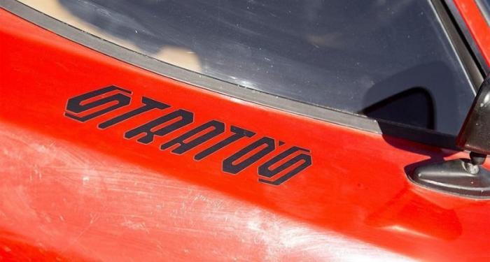 Lancia Stratos простоял больше 20 лет в морском контейнере