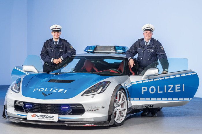 Элитные полицейские автомобили в разных странах мира