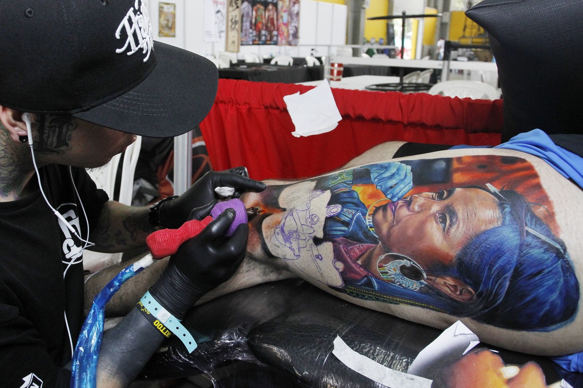 Выставка татуировок Expotatuaje 2019 в Медельине