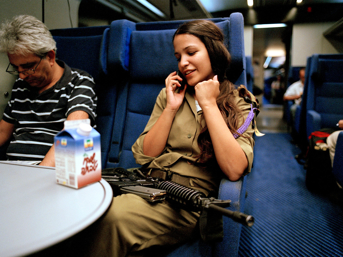 Девушки израильской армии на снимках Рэйчел Папо