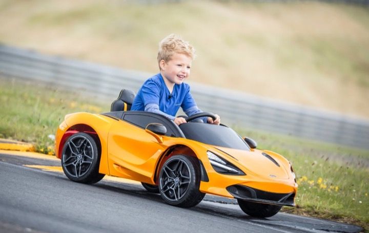 Мини-McLaren за $400 для маленьких гонщиков