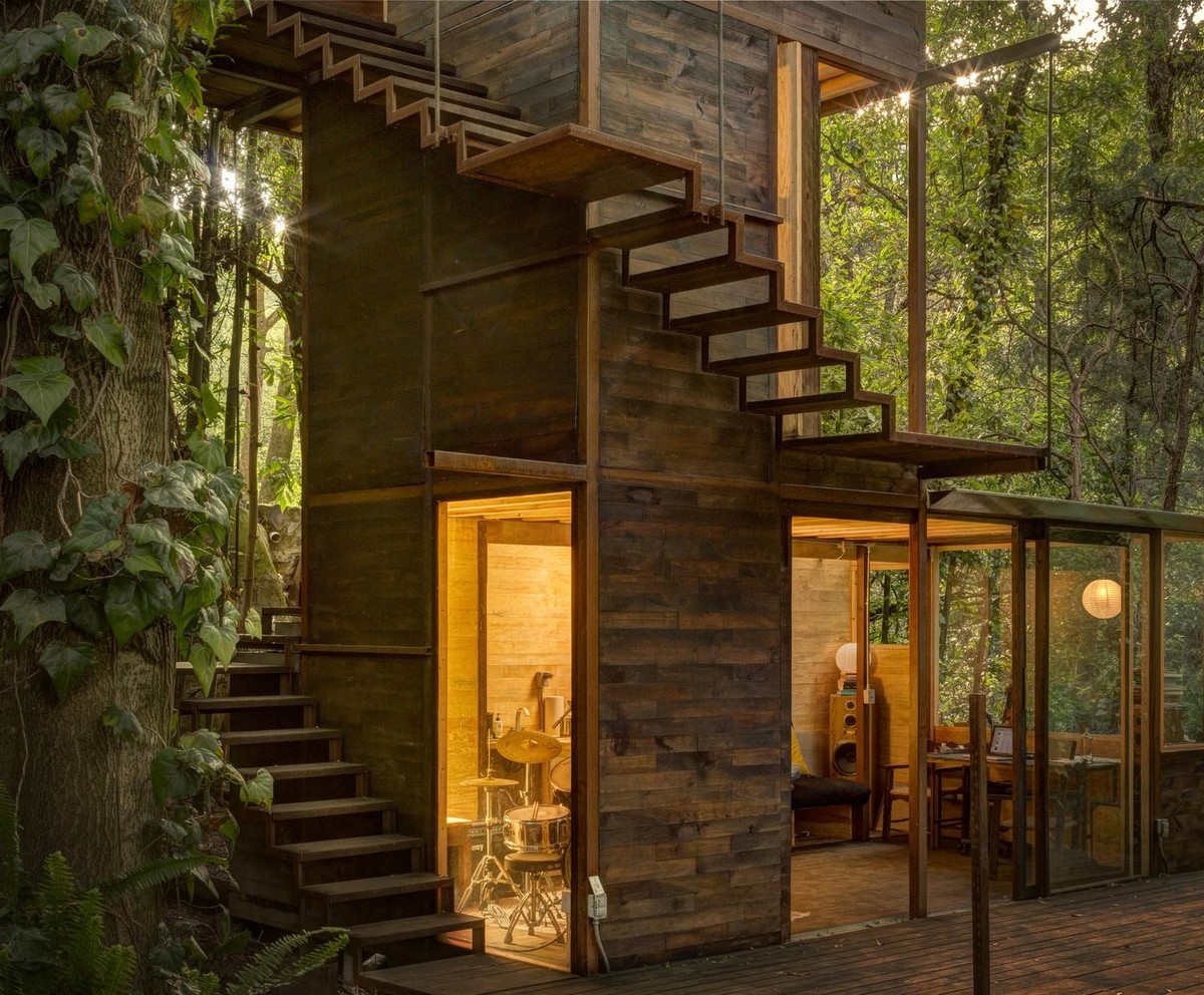 Деревянный дом в горах Мехико