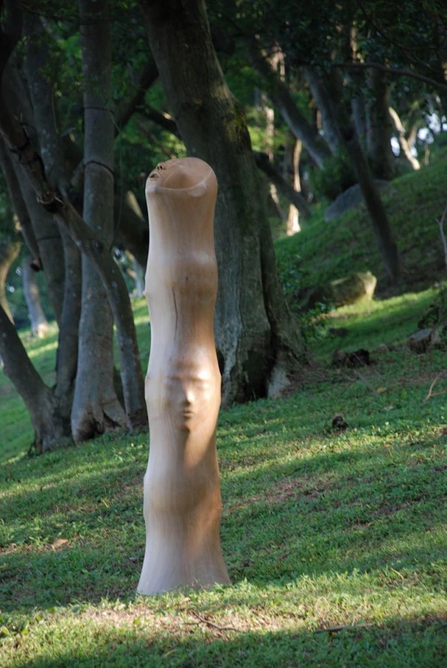 Мастерская резьба по дереву от тайваньского скульптора