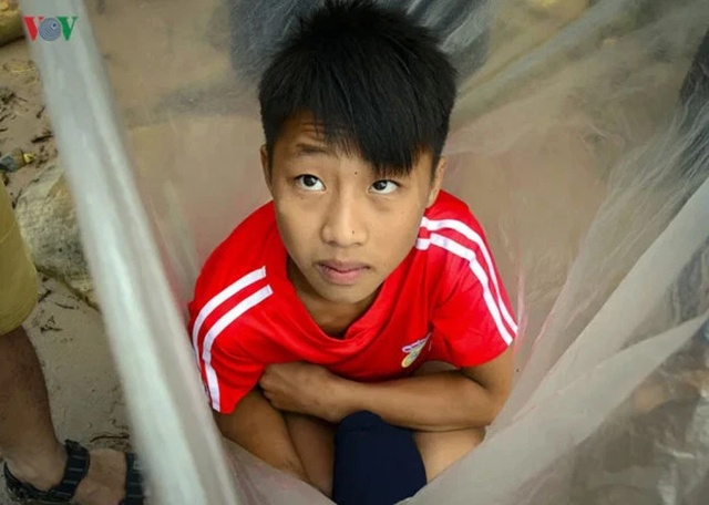 Необычная дорога в школу ребенка из Вьетнама
