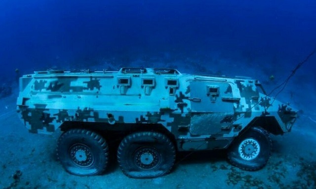 Подводный музей военной техники открыли в Иордании