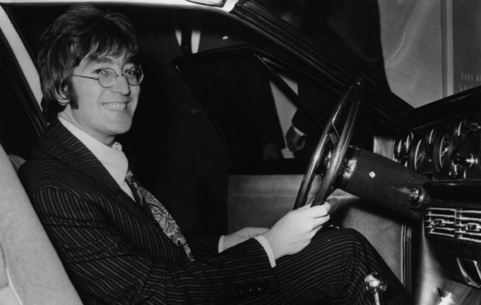 Джон Леннон и его галлюциногенный Rolls Royce