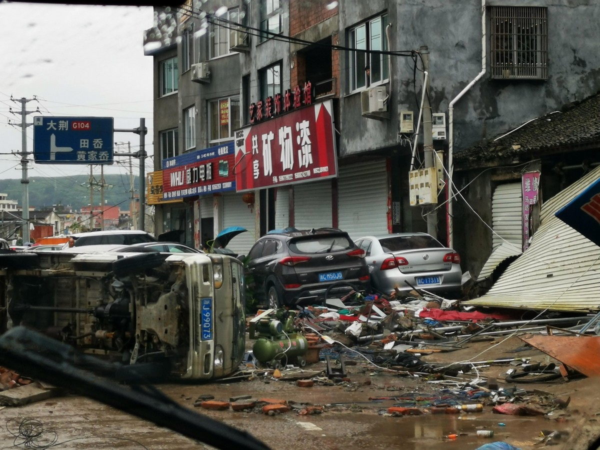 Смертоносный тайфун в Китае