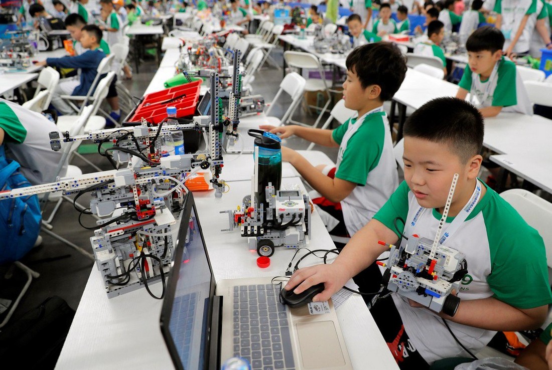 Всемирная конференция по робототехнике 2019 в Китае