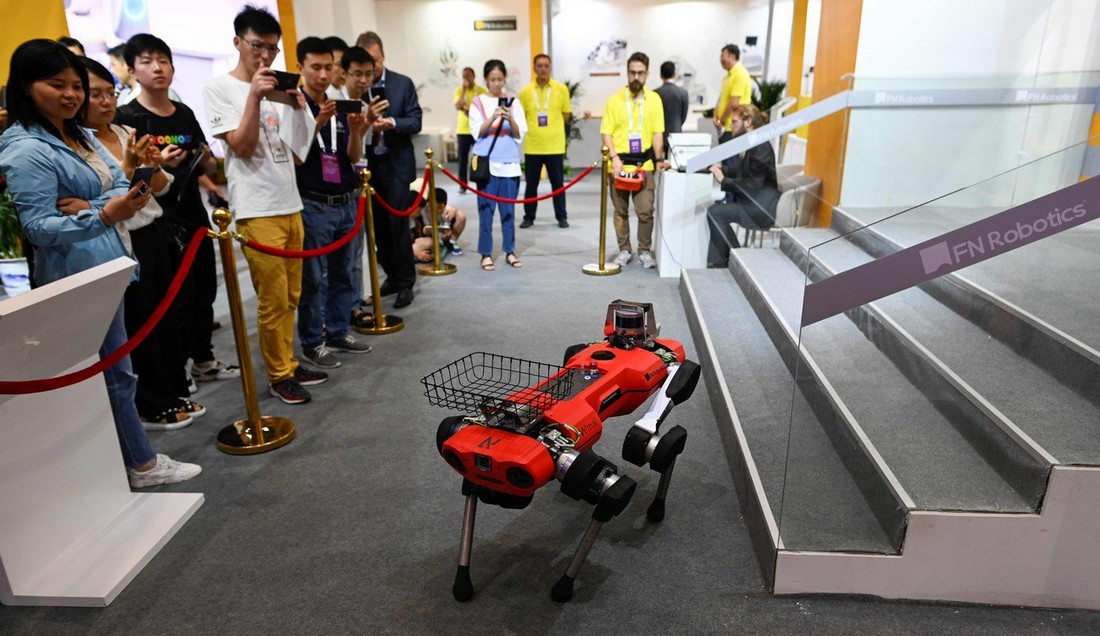 Всемирная конференция по робототехнике 2019 в Китае
