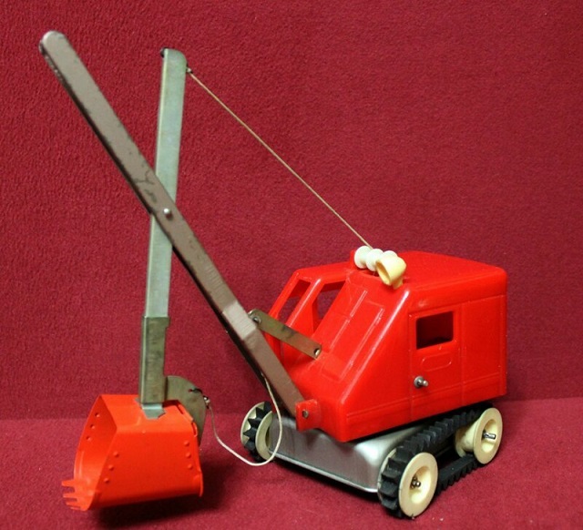 Развивающие советские игрушки для будущих работников