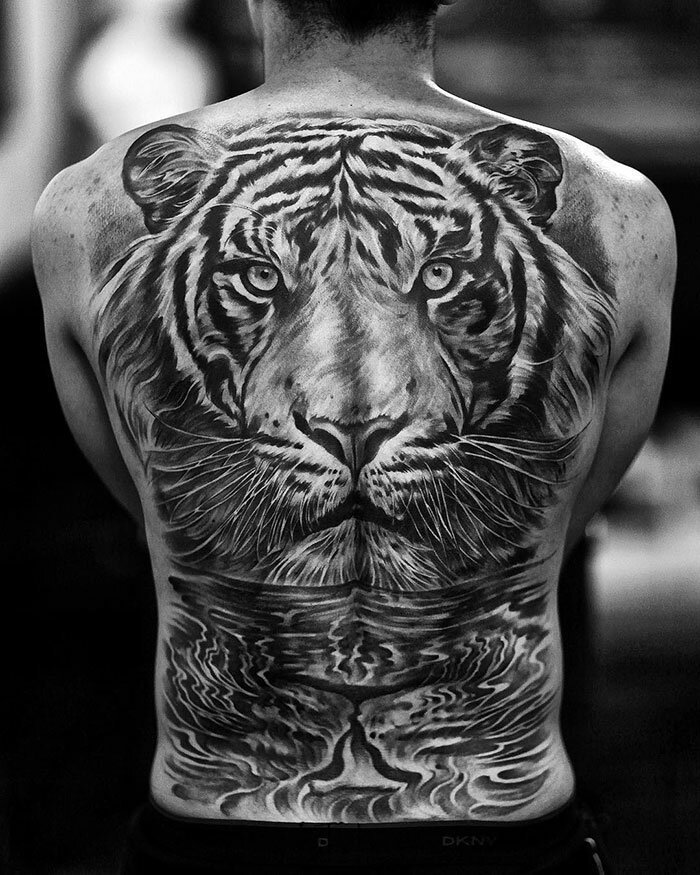 50 потрясающих татуировок на всю спину