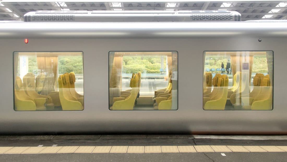 Японский поезд, в котором можно почувствовать себя как дома