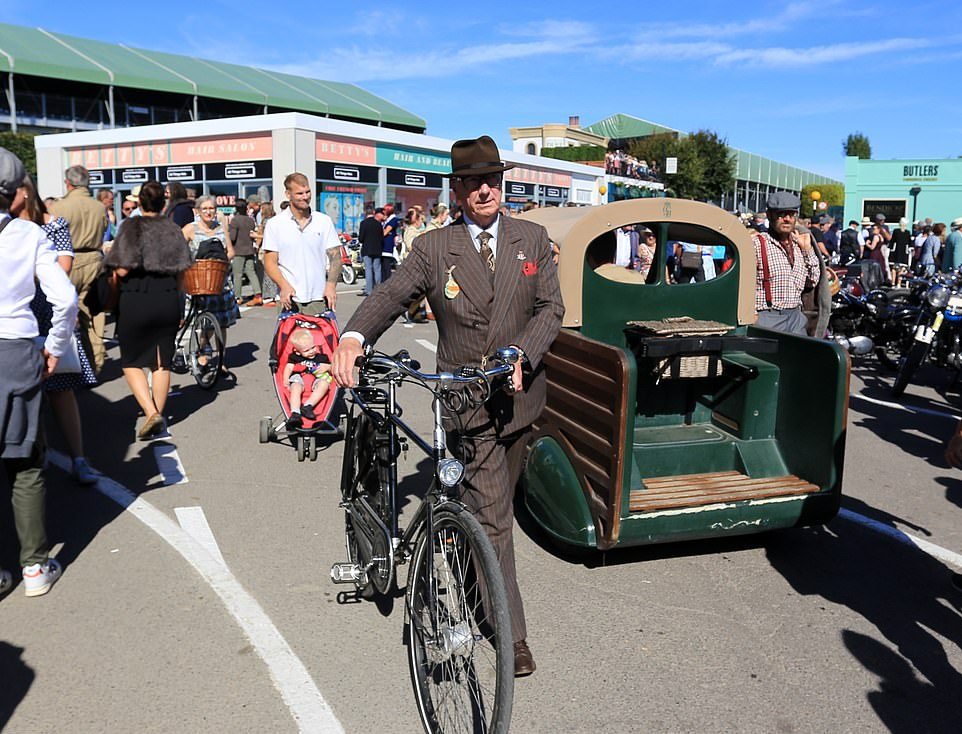Ретро-фестиваль Goodwood Revival в Великобритании