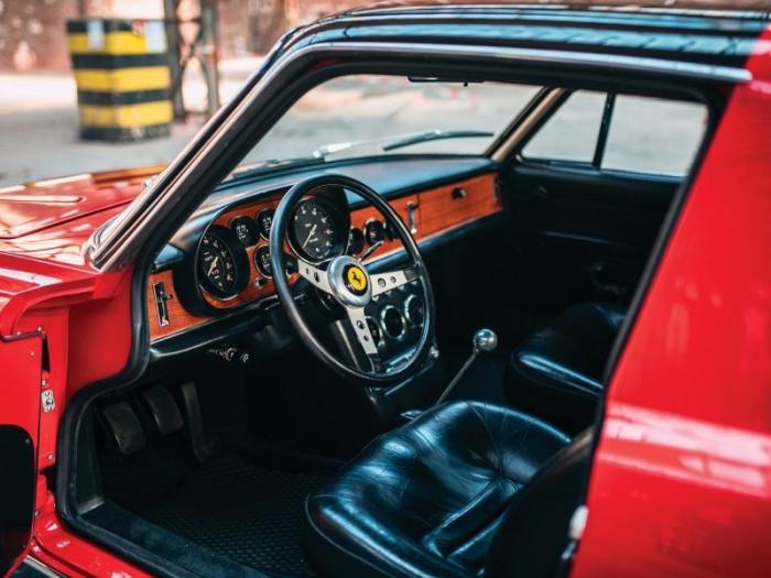 Ferrari 330 GTC Zagato и кузовной ремонт