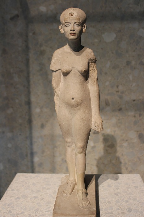 История любви фараона Аменхотепа и египетской царицы Нефертити