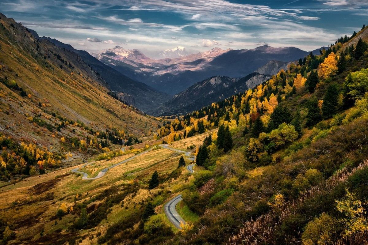 Красота Французских Альп на снимках Мартина Моргенвека