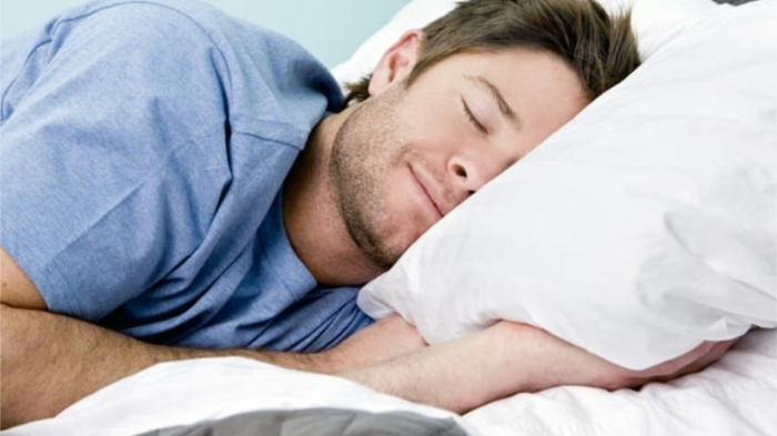 Сколько часов сна необходимо людям разного возраста