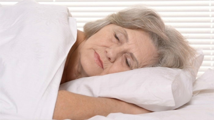Сколько часов сна необходимо людям разного возраста
