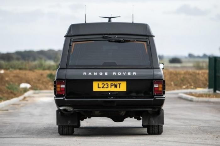 Лимузин Range Rover султана Брунея будет продан с аукциона