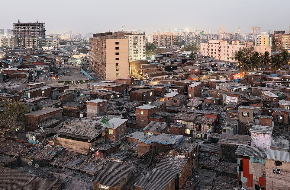Блеск и нищета Мумбая от фотографа Мацея Лещинского